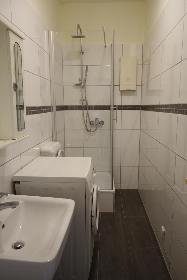 Nette, Geraeumige Ferienwohnung Wuppertal Extérieur photo